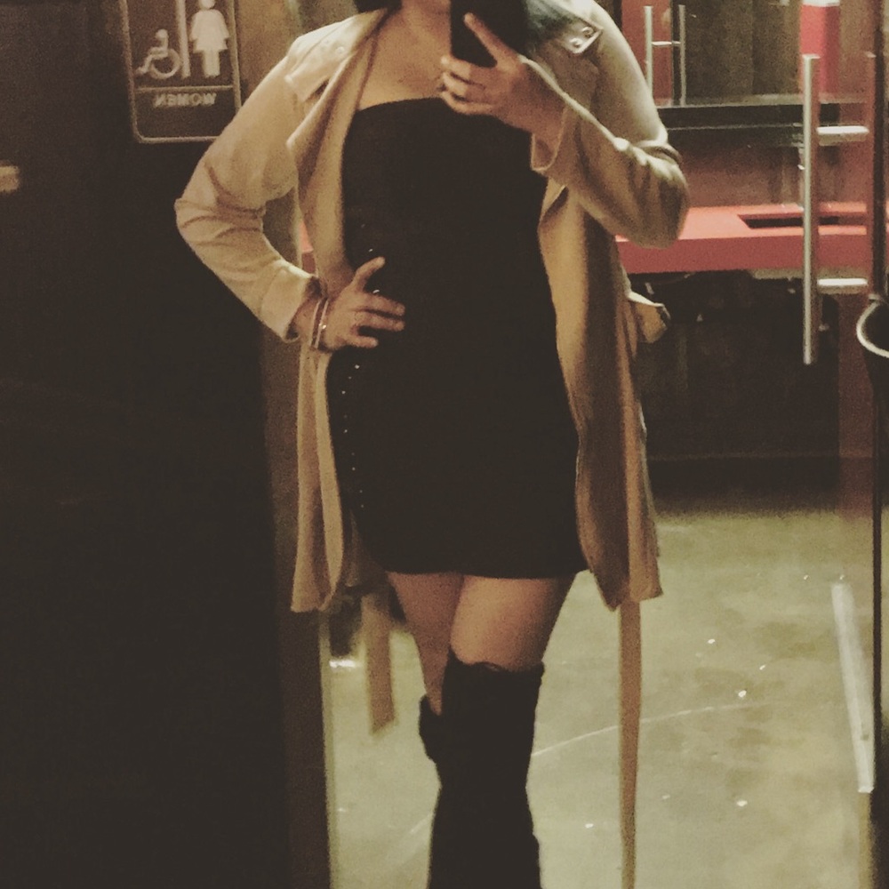 Iris Strapless Dress. Large. Black - Picture 5 of 5